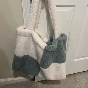 Z Supply Two-Tone Sherpa Tote in Cream & Gray-Green